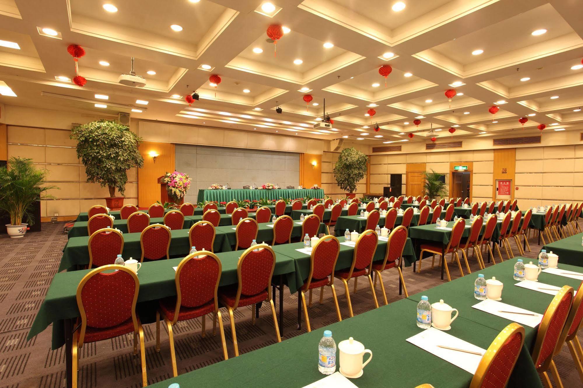 Weilai Conifer Hotel เจิ้งโจว ภายนอก รูปภาพ
